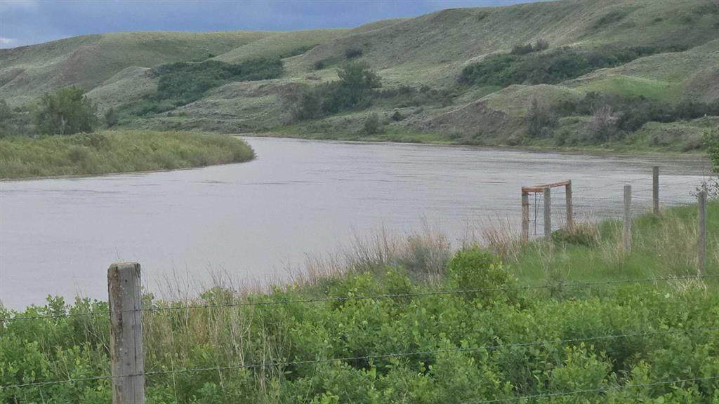 https://bt-photos.global.ssl.fastly.net/calgary/orig_boomver_1_A2324738-2.jpg