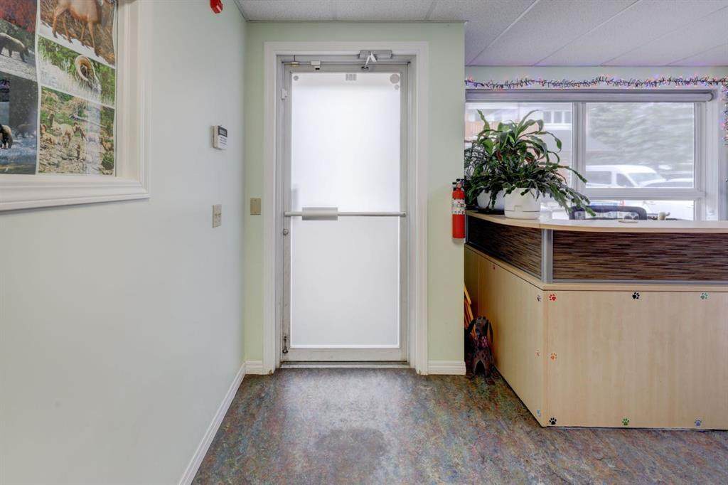 https://bt-photos.global.ssl.fastly.net/calgary/orig_boomver_1_A2324917-2.jpg
