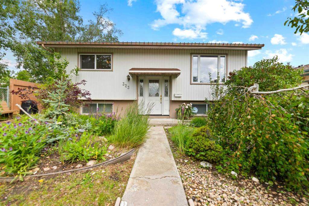 323 Maddock Crescent - Photo 1