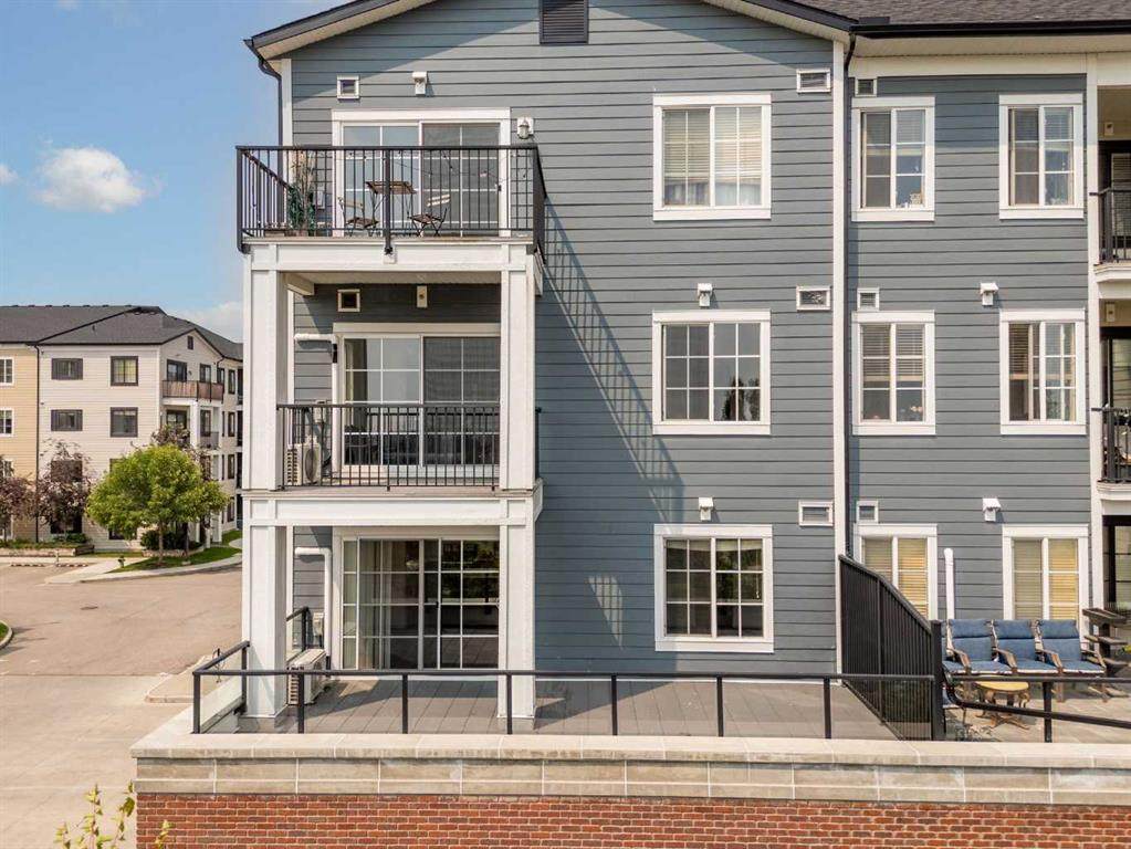215 Legacy Boulevard - Photo 1
