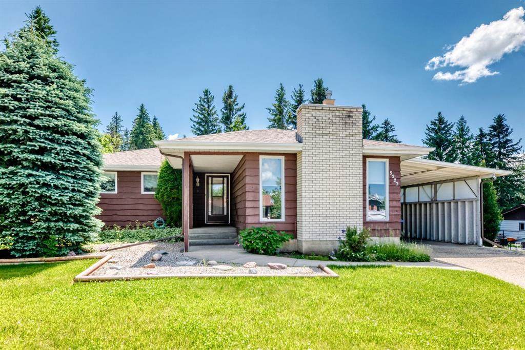 5227 37 Street - Photo 1