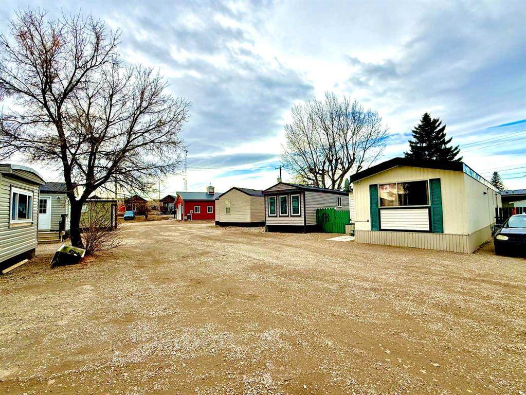 1048 Elk Avenue - Photo 1