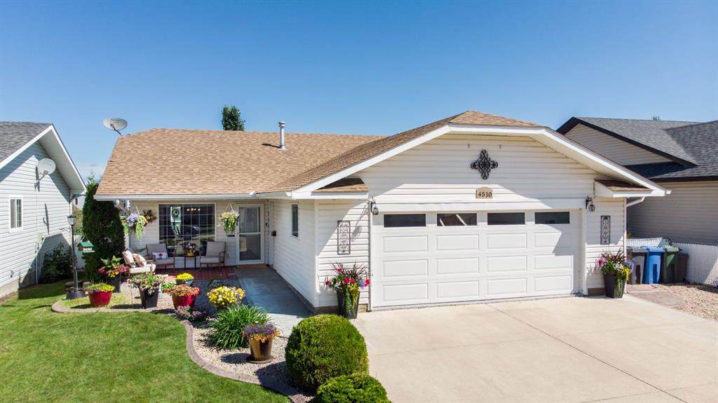 4510 54A Avenue Crescent - Photo 1