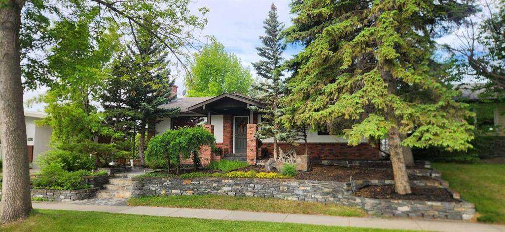 9415 Fairmount Drive - Photo 1