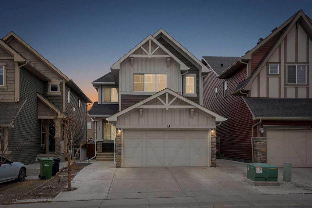 28 Saddlelake Common - Photo 1