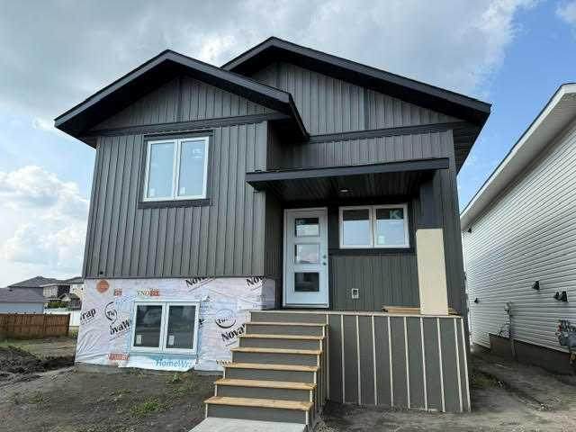 12 Memorial Parkway - Photo 1