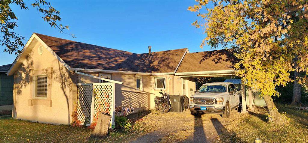 5111 53 Street - Photo 1
