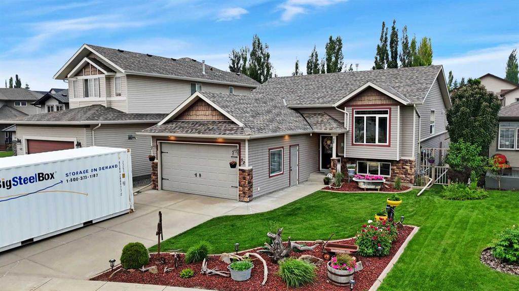 52 Irving Crescent - Photo 1