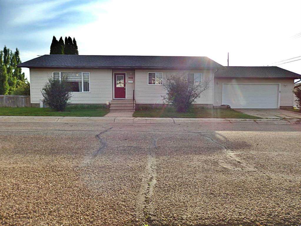 6402 53 Avenue - Photo 1