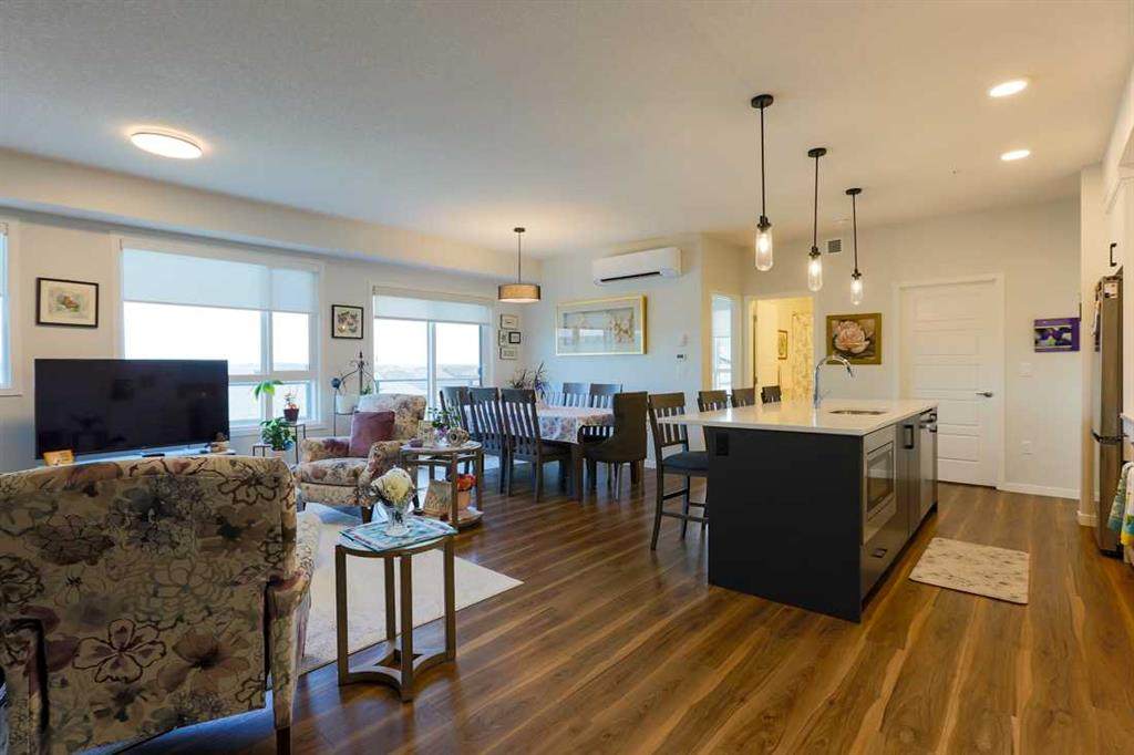 https://bt-photos.global.ssl.fastly.net/calgary/orig_boomver_1_A2327350-2.jpg
