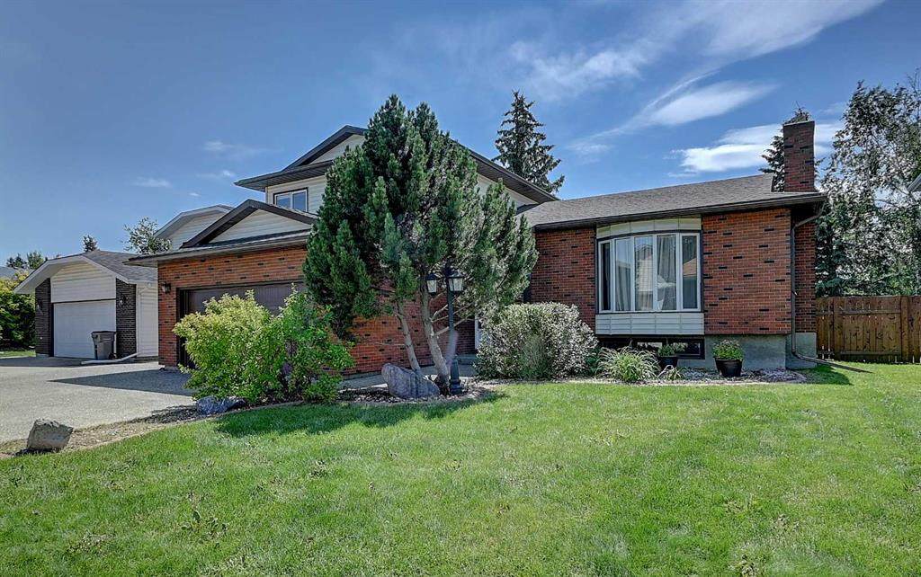 9513 62 Avenue - Photo 1