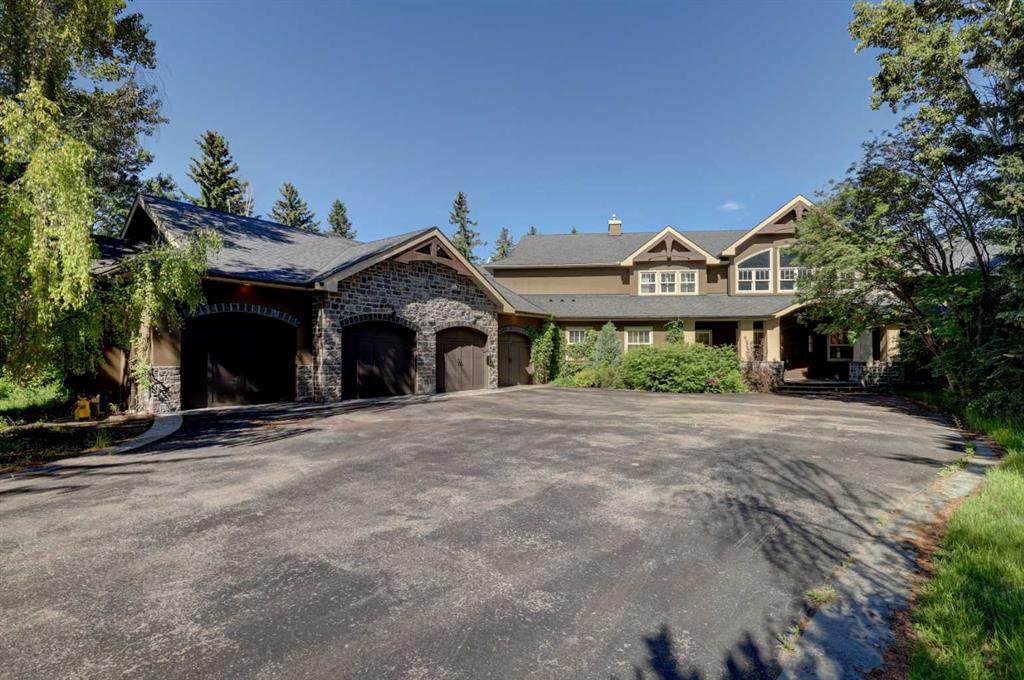 16 Pinehurst Drive - Photo 1