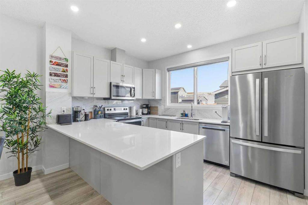 44 Amblefield Avenue - Photo 1