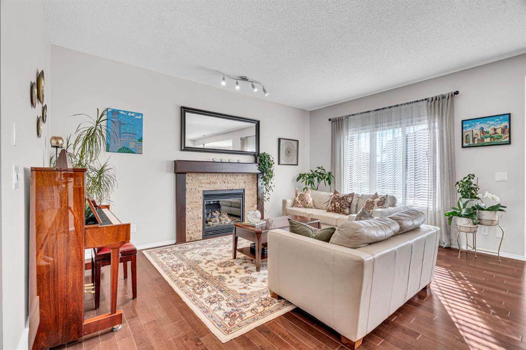 https://bt-photos.global.ssl.fastly.net/calgary/orig_boomver_1_A2327770-2.jpg