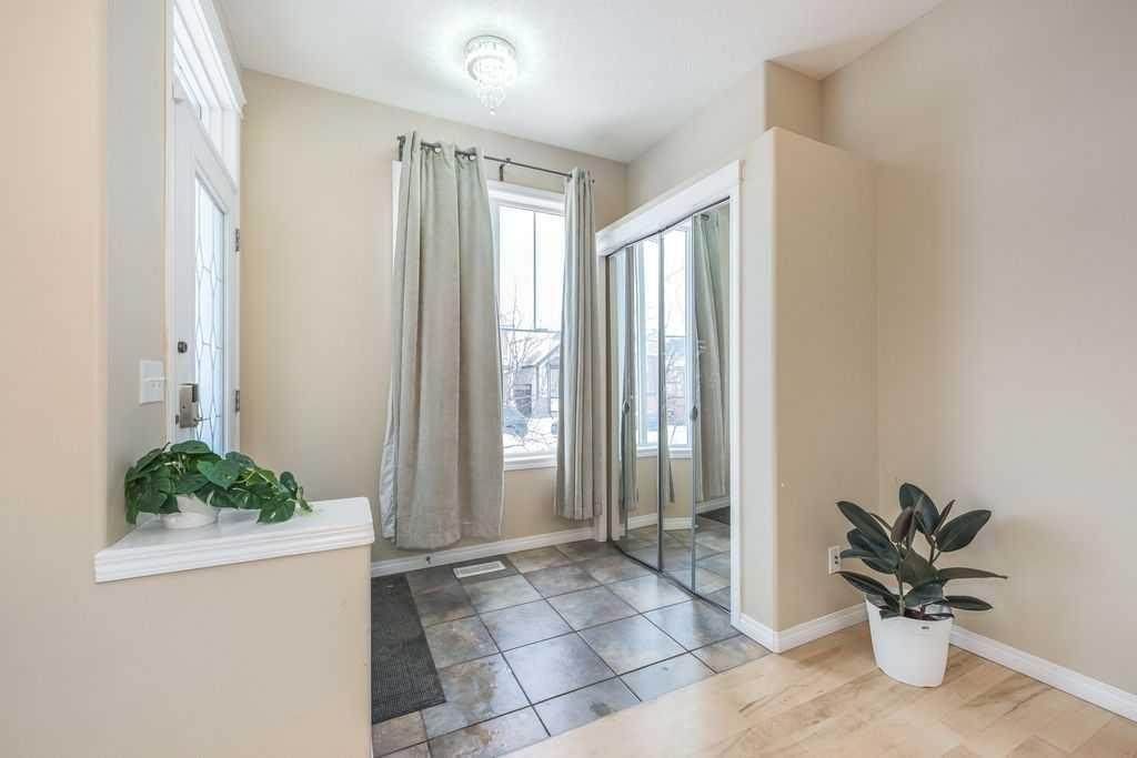 https://bt-photos.global.ssl.fastly.net/calgary/orig_boomver_1_A2327813-2.jpg