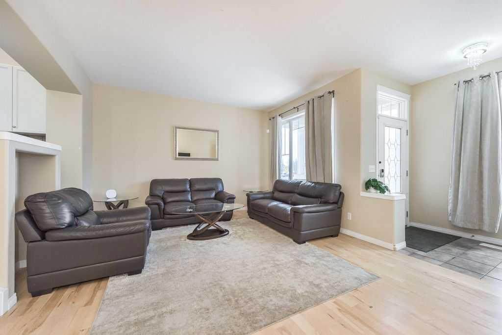 https://bt-photos.global.ssl.fastly.net/calgary/orig_boomver_1_A2327813-2.jpg