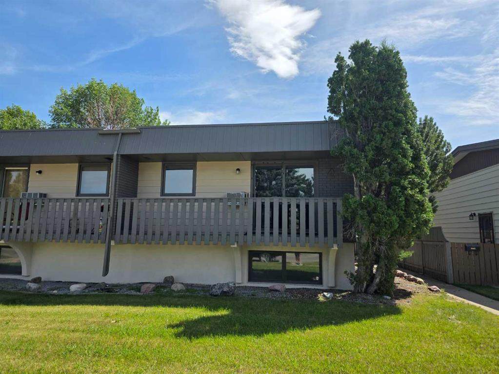 3514 20 Avenue - Photo 1