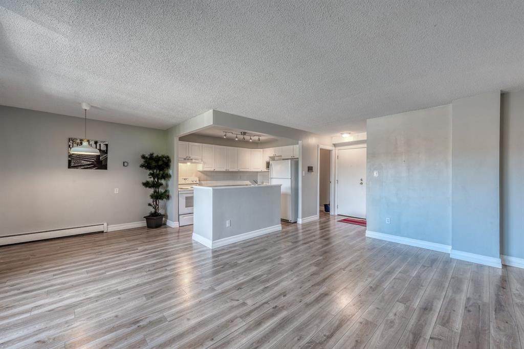 https://bt-photos.global.ssl.fastly.net/calgary/orig_boomver_1_A2328730-2.jpg