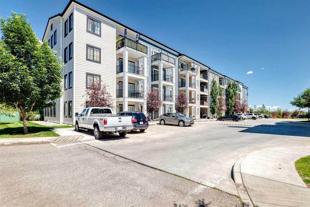 215 Legacy Boulevard - Photo 1