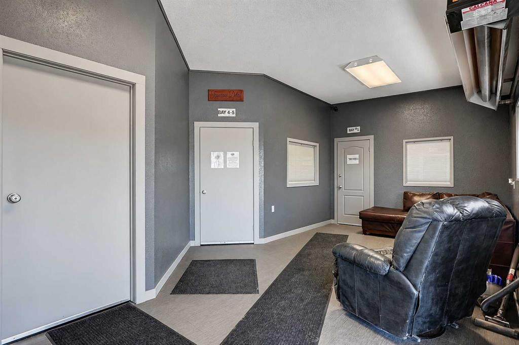 https://bt-photos.global.ssl.fastly.net/calgary/orig_boomver_1_A2328983-2.jpg