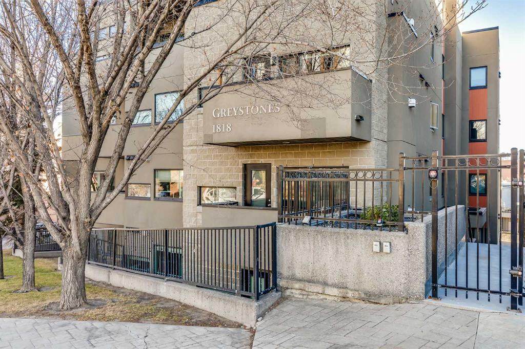 1818 14 Street - Photo 1