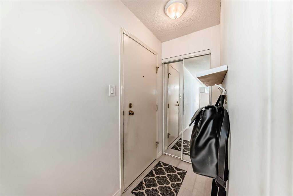 https://bt-photos.global.ssl.fastly.net/calgary/orig_boomver_1_A2330723-2.jpg