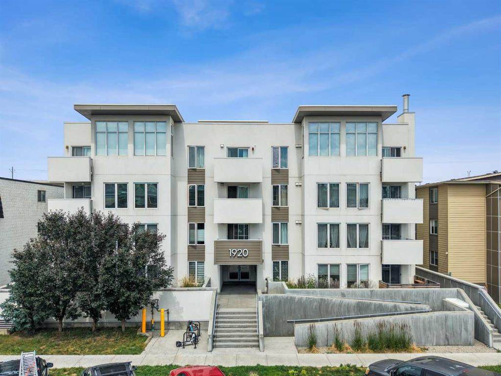 1920 11 Avenue - Photo 1