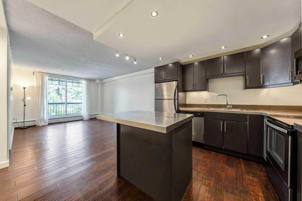 https://bt-photos.global.ssl.fastly.net/calgary/orig_boomver_1_A2331226-2.jpg