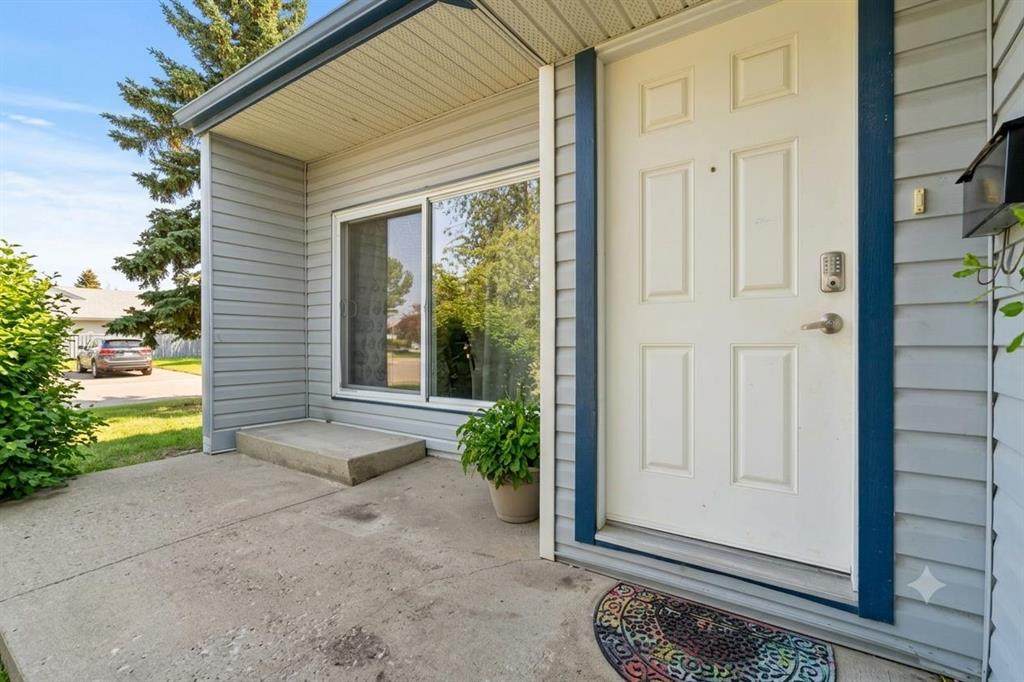 7201 Poplar Drive - Photo 1