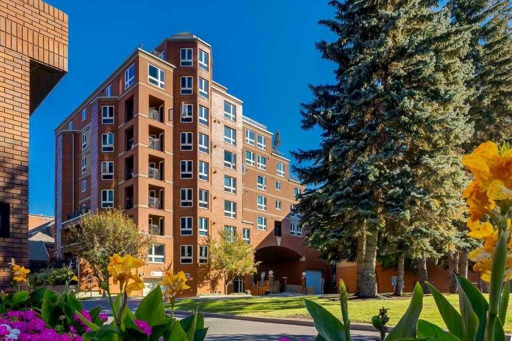 400 Eau Claire Avenue - Photo 1