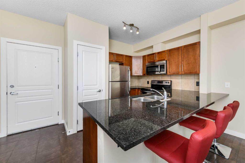 https://bt-photos.global.ssl.fastly.net/calgary/orig_boomver_1_A2332015-2.jpg