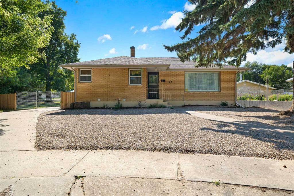 85 Huckvale Crescent - Photo 1