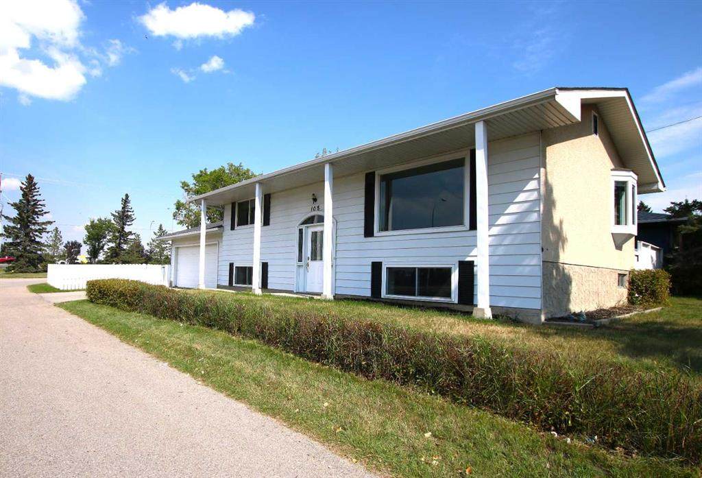 108 Flett Drive - Photo 1