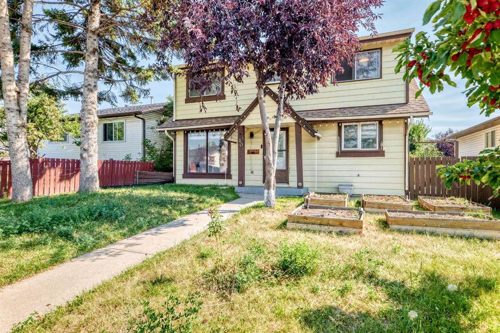 40 Falconridge Close - Photo 1