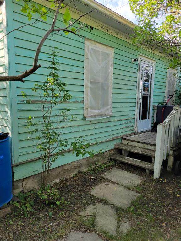 139 5 Avenue - Photo 1