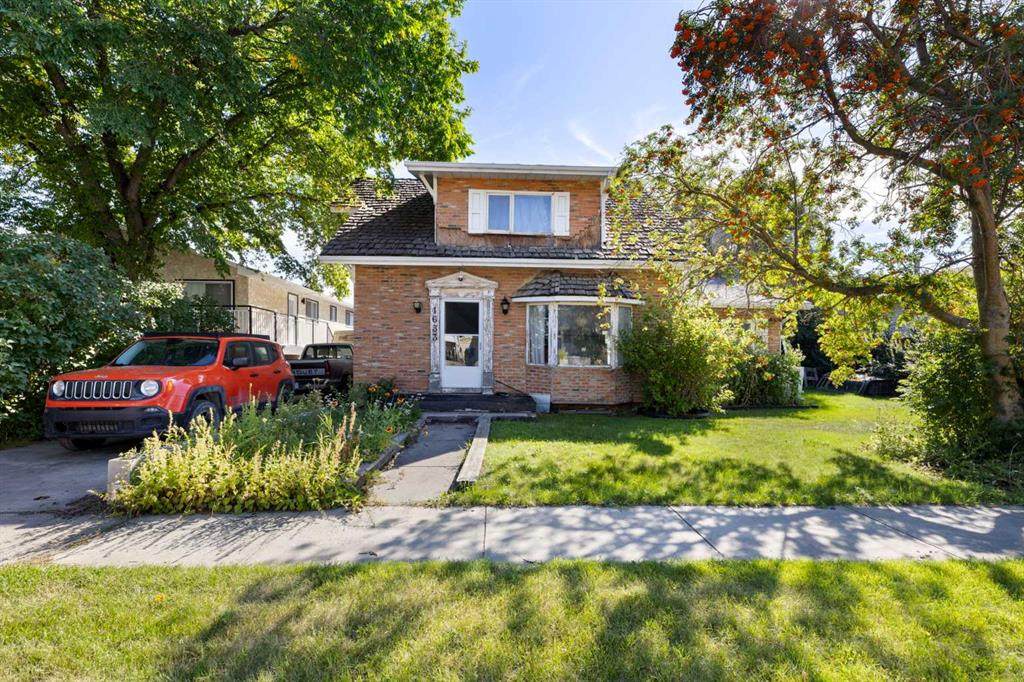 1633 Alberta Street - Photo 1