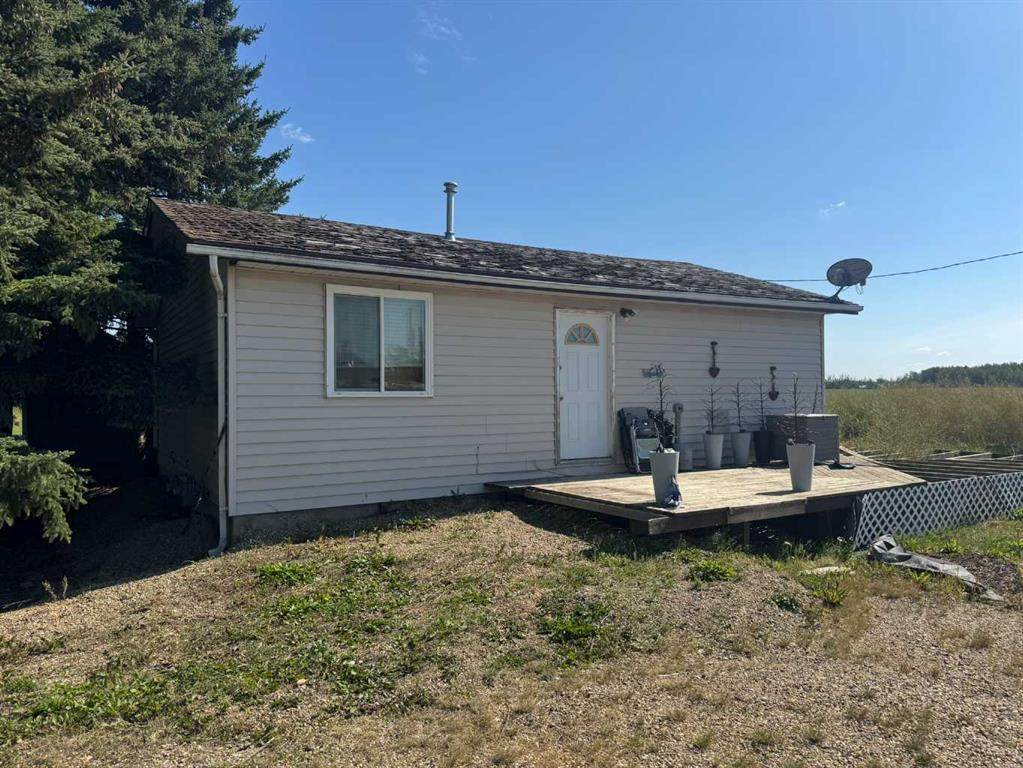 235037 Township Road 844 - Photo 1