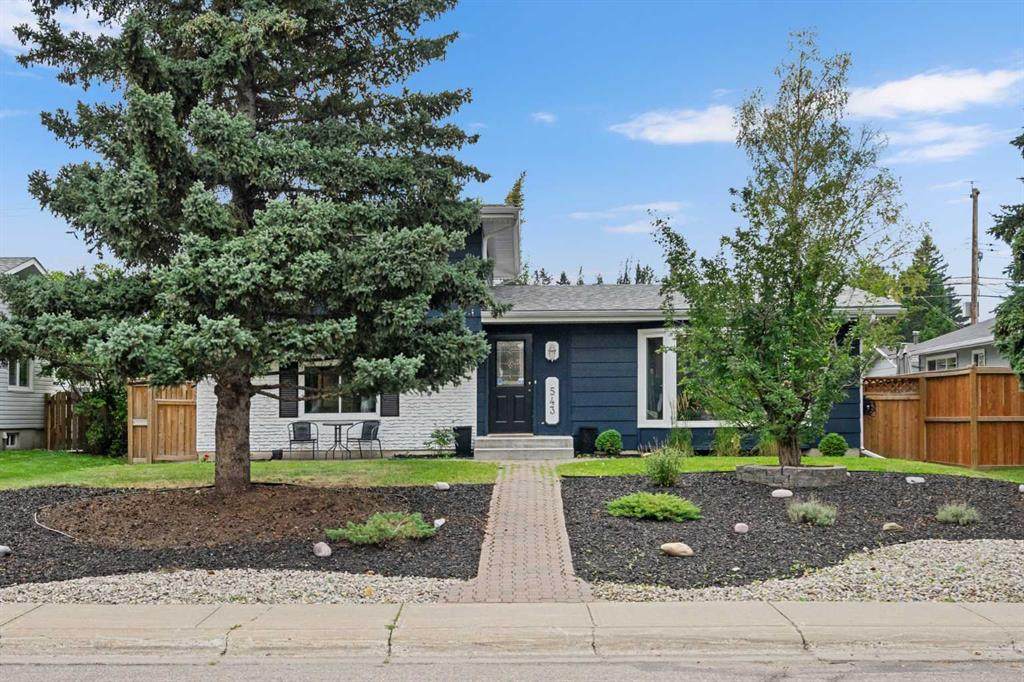543 Willingdon Boulevard - Photo 1