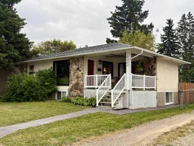 5209 50 Street - Photo 1