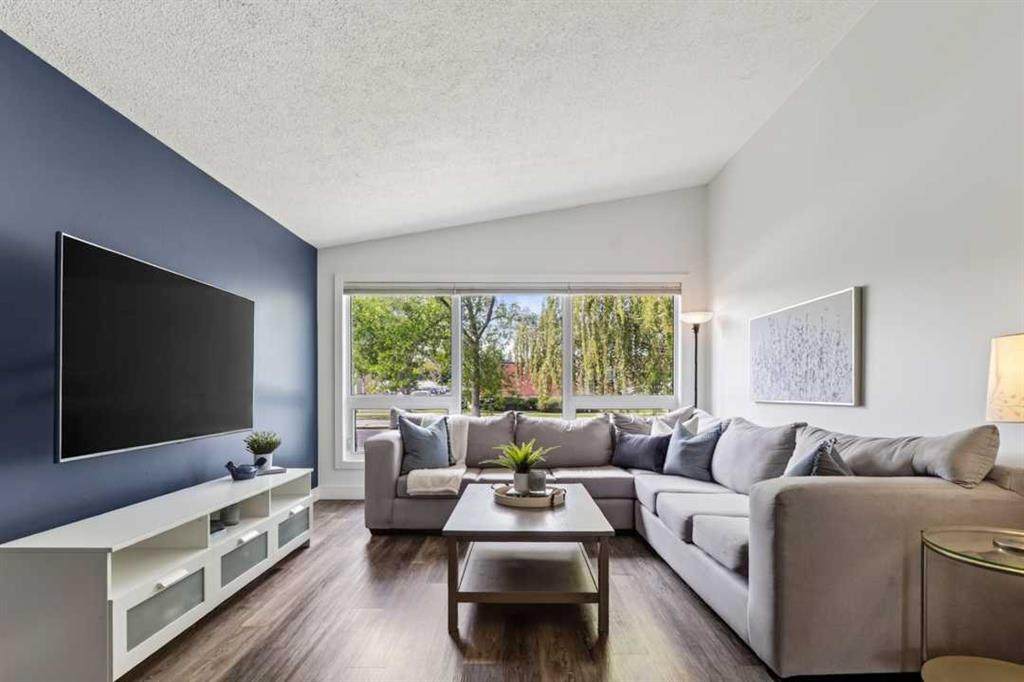 6516 Crowchild Trail - Photo 1