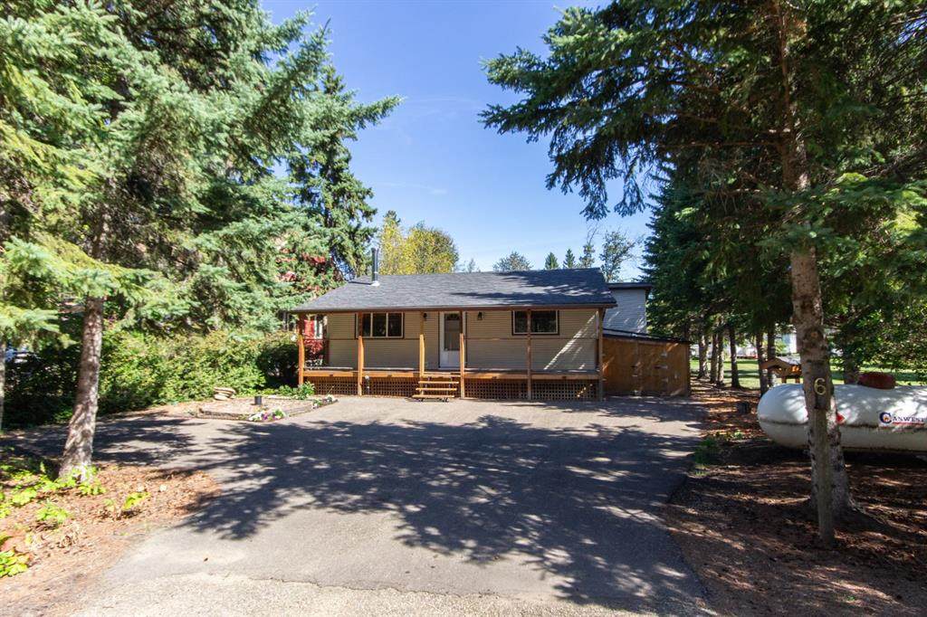 6 Poplar Crescent - Photo 1