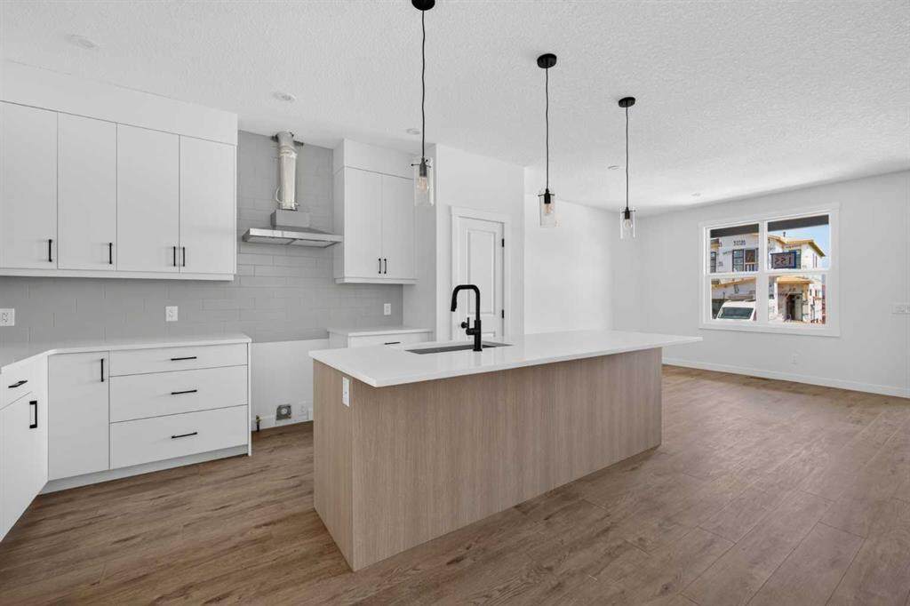 https://bt-photos.global.ssl.fastly.net/calgary/orig_boomver_1_A2341531-2.jpg