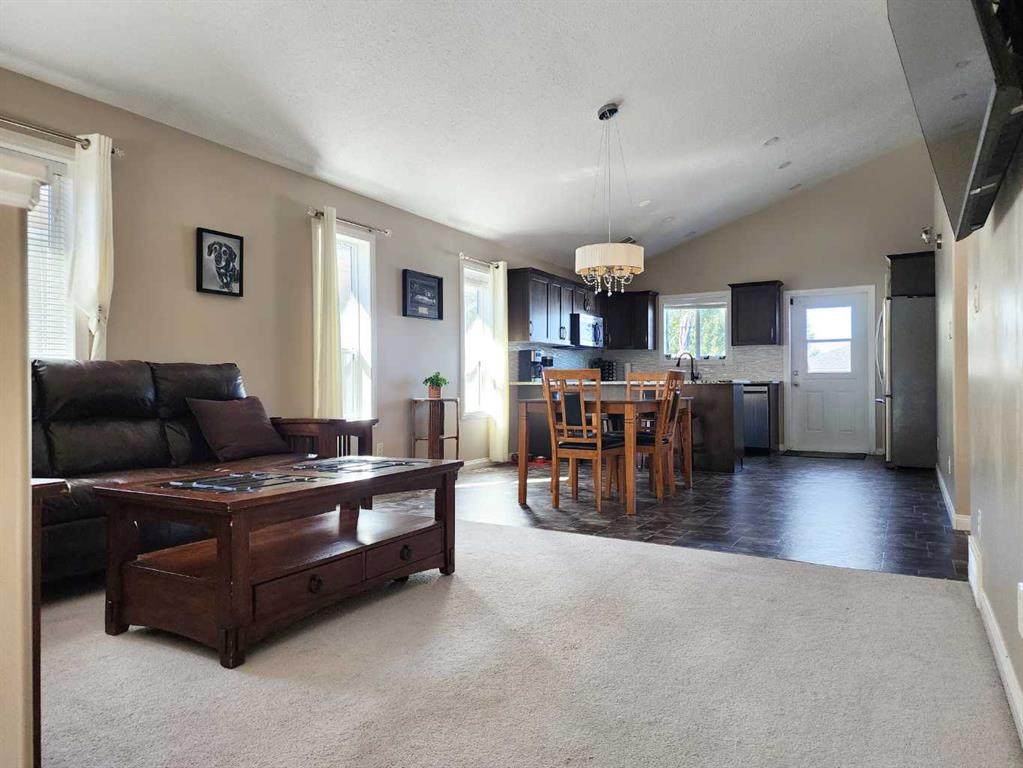 https://bt-photos.global.ssl.fastly.net/calgary/orig_boomver_1_A2341754-2.jpg