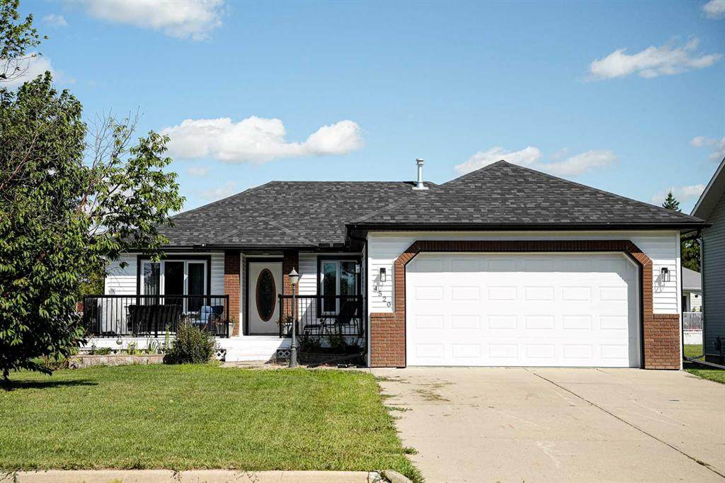 4520 48 Avenue - Photo 1