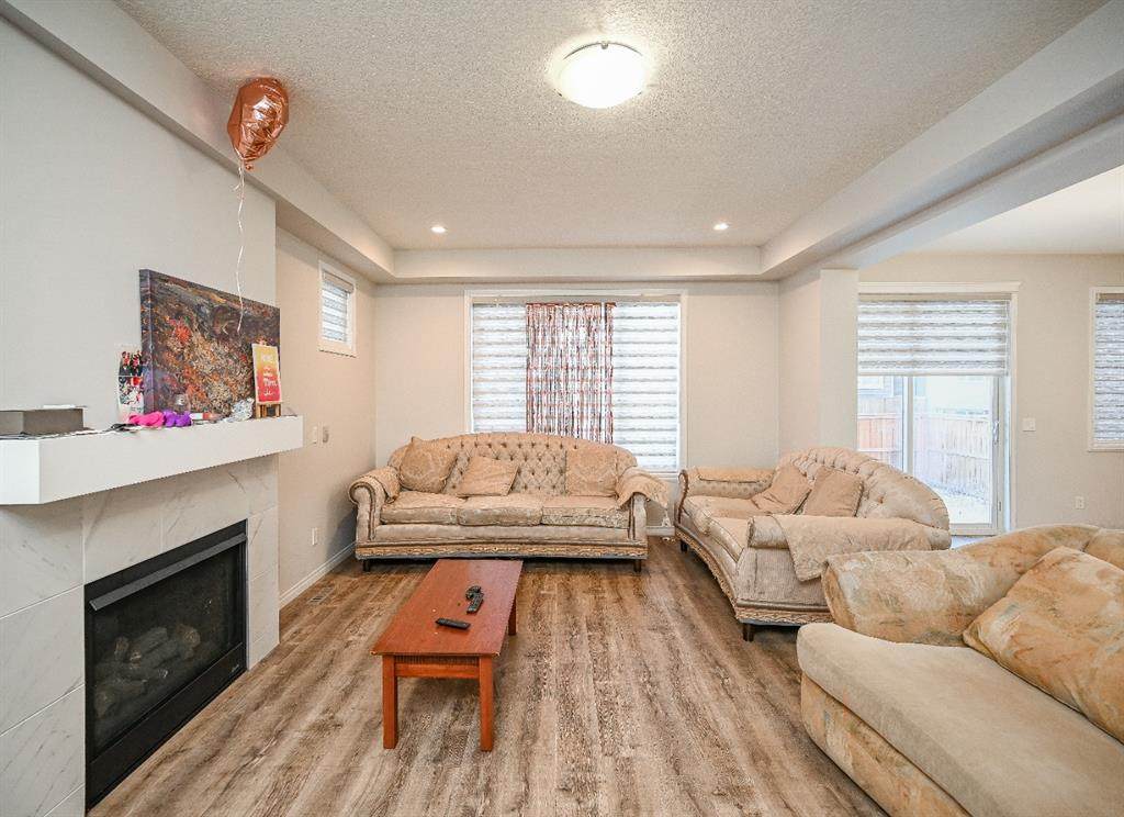 https://bt-photos.global.ssl.fastly.net/calgary/orig_boomver_1_A2342063-2.jpg