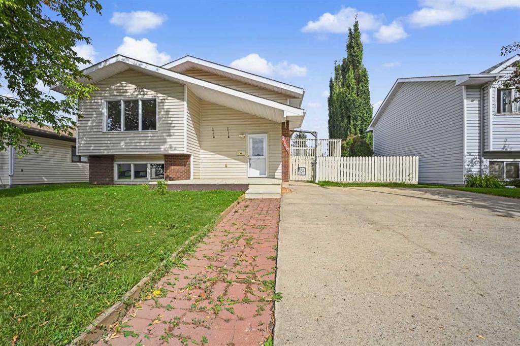 9748 71 Avenue - Photo 1