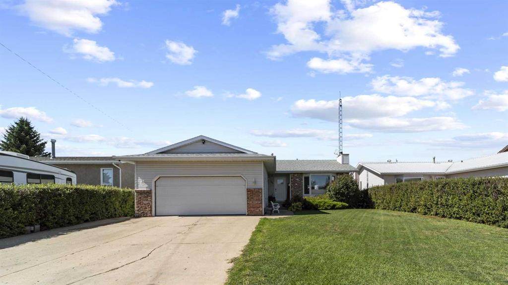 4908 56 Street - Photo 1