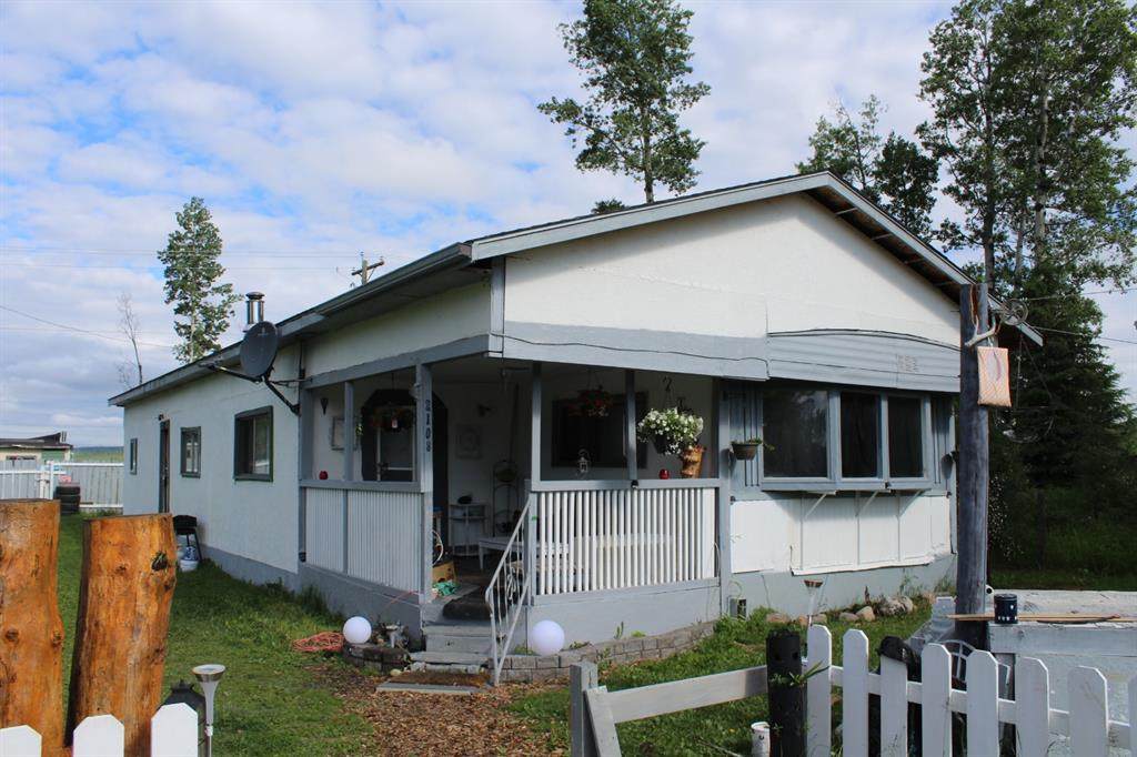 2108 12 STREET - Photo 1