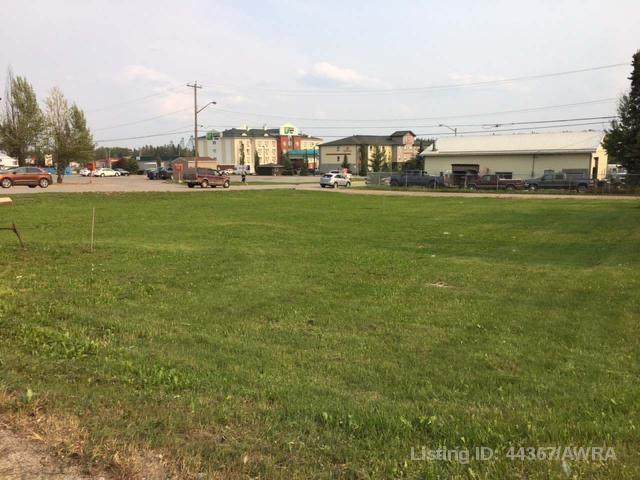 4601 4 AVE - Photo 1