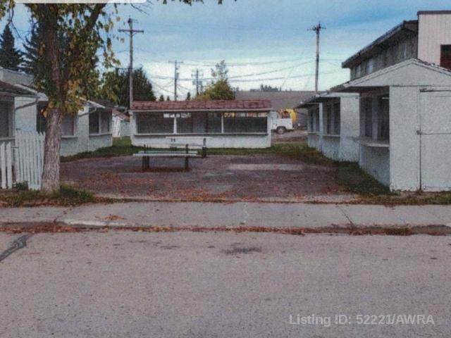 5013 50 STREET - Photo 1